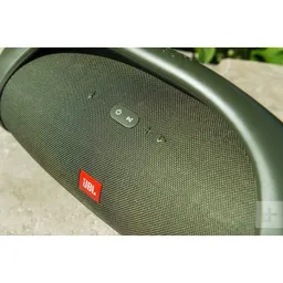 JBL Boombox Green