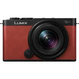 Aparat foto mirrorless Panasonic Lumix DC-S9NE-R