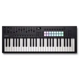 Novation Launckey 49 MK4