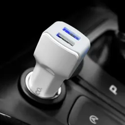 Încărcător auto Hoco Z23 Grand Style Lightning White