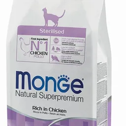 Monge Superpremium Adult Sterilised Rich in Chicken