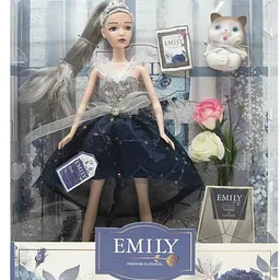 Păpușa New World Emily (QJ139A)