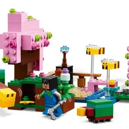 Set de construcție Lego Minecraft: The Cherry Blossom Garden (21260)