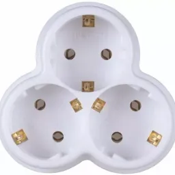 Priză cu 3 prize Nilson Golyat Flash (40131101)