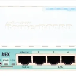 MikroTik hEX (RB750Gr3)