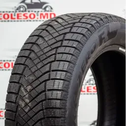 Anvelope de iarnă 215/70 R 16 Pirelli 100T WIceFR