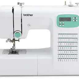 Mașină de cusut Brother CS70S, alb/verde